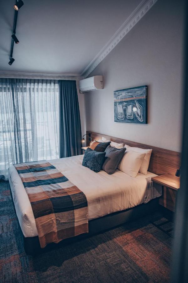 Banjo Paterson Inn Джиндабайн Екстериор снимка