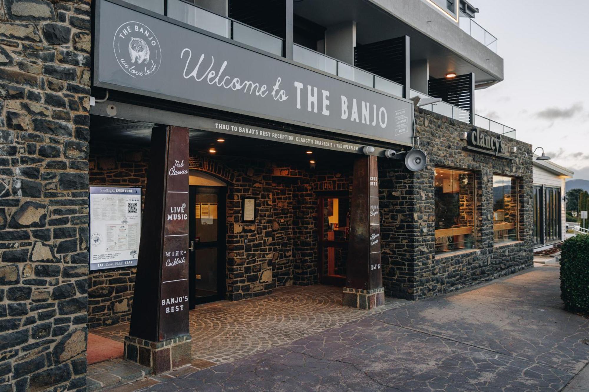 Banjo Paterson Inn Джиндабайн Екстериор снимка